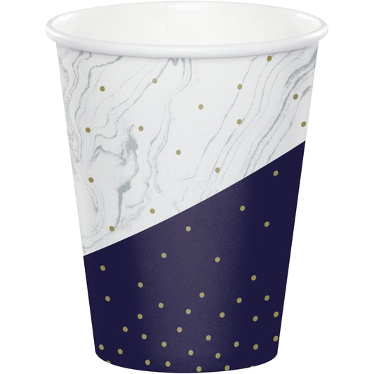 Vaso desechable del Kit Fiesta Lujo para cumpleaños adulto, diseño azul marino con puntos dorados y detalles marmoleados.