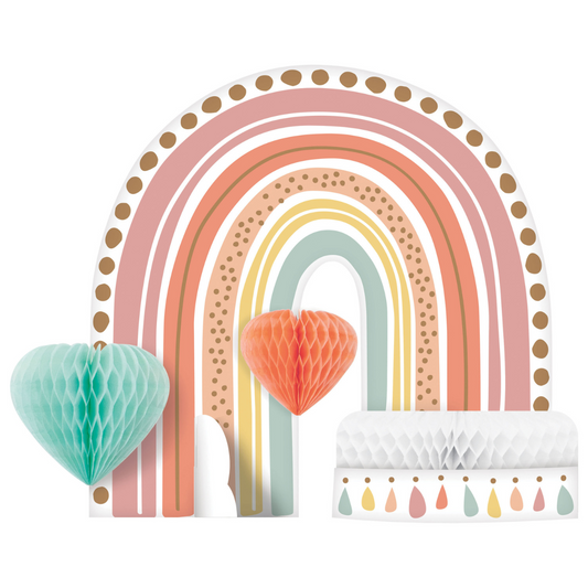 Centro de mesa con diseño de arcoiris boho y corazones en tonos pastel, incluido en el Kit Fiesta Arcoiris 1er Cumpleaños. Ideal para decorar mesas.