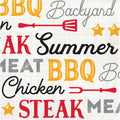 Servilletas BBQ importadas de USA con diseño de palabras como 'BBQ', 'Steak' y 'Summer' en colores rojo, amarillo y negro. Paquete de 16 unidades.