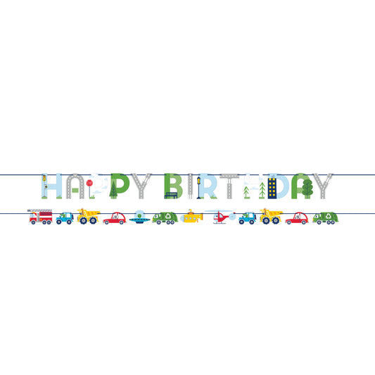Guirnalda de cumpleaños con letras coloridas y diseños de vehículos como camión de bomberos, auto rojo y jeep en un estilo infantil.