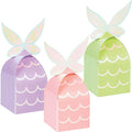 Cajas sorpresa fiesta diseño mariposa en cartón iridiscente. Set de 8 unidades en colores pastel: lila, rosa y verde, ideales para fiestas temáticas.